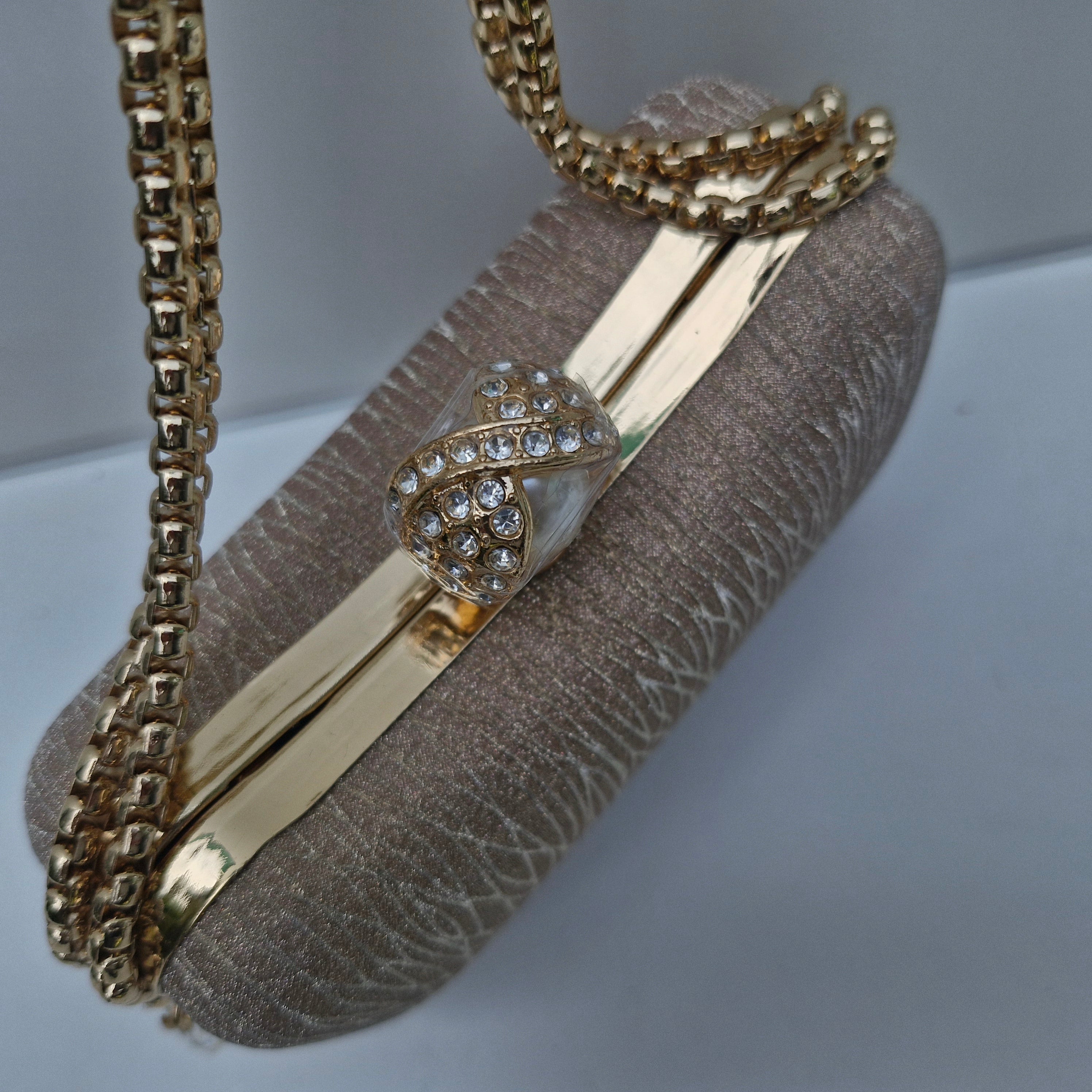 Silk Leaf Fancy Clutch 08