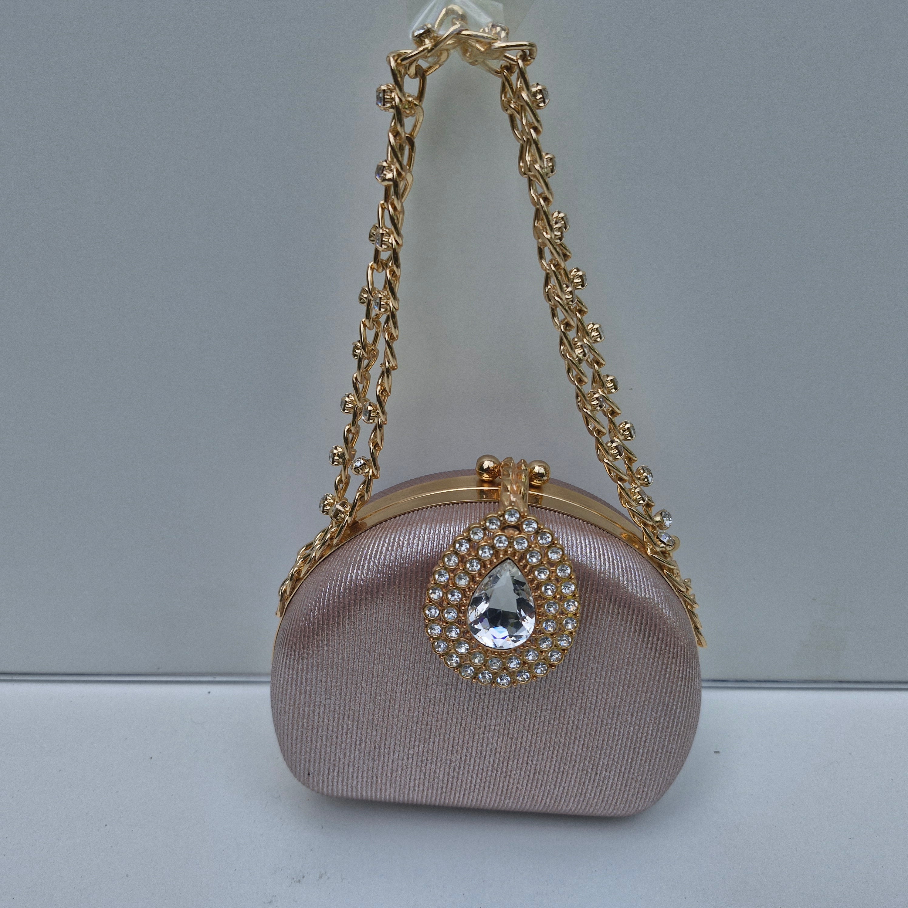 Silk Leaf Fancy Clutch 10