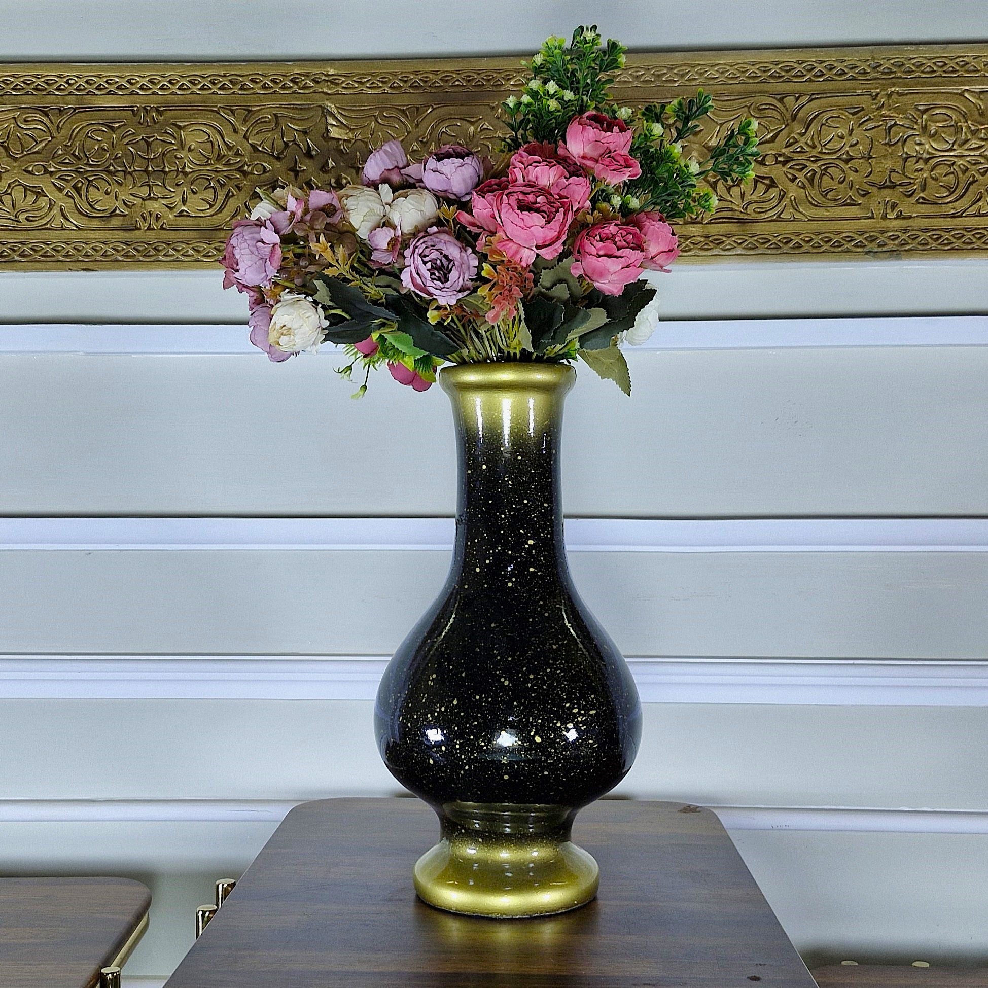 Elegant Black and Gold Ceramic Vase with Artificial Flowers (Each)